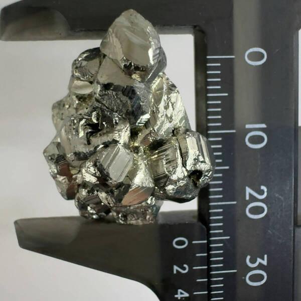 【E30202】 黄鉄鉱 パイライト pyrite ペルー 天然石 鉱物 パワーストーン 原石