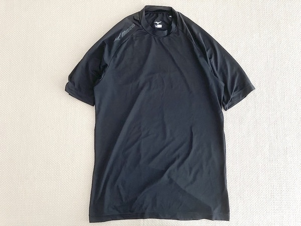 即決 ミズノ mizuno アンダーシャツ 半袖 モックネック 丸首 黒 長袖 Oサイズ XLサイズ相当 12JA5P31 右肩にmizunoプリント