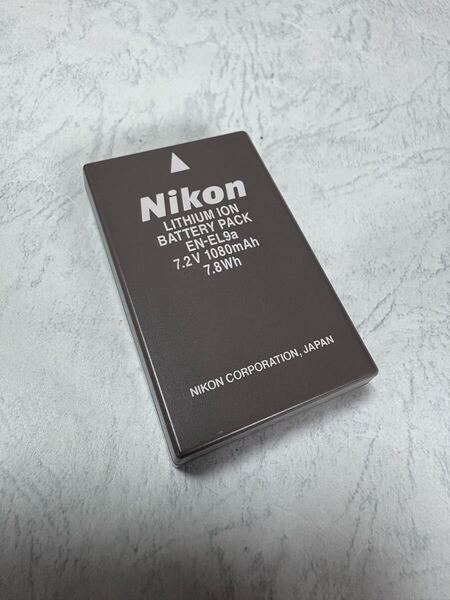 送料無料■中古■ニコン純正品■EN-EL9a■リチウムイオンバッテリー/電池パックNikon