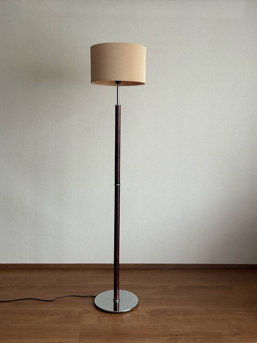 カッシーナ・イクスシー　フロアスタンド　中古　照明　ライト　フロアランプ カッシーナ・イクスシーフロアスタンド中古照明ライトフロアランプ