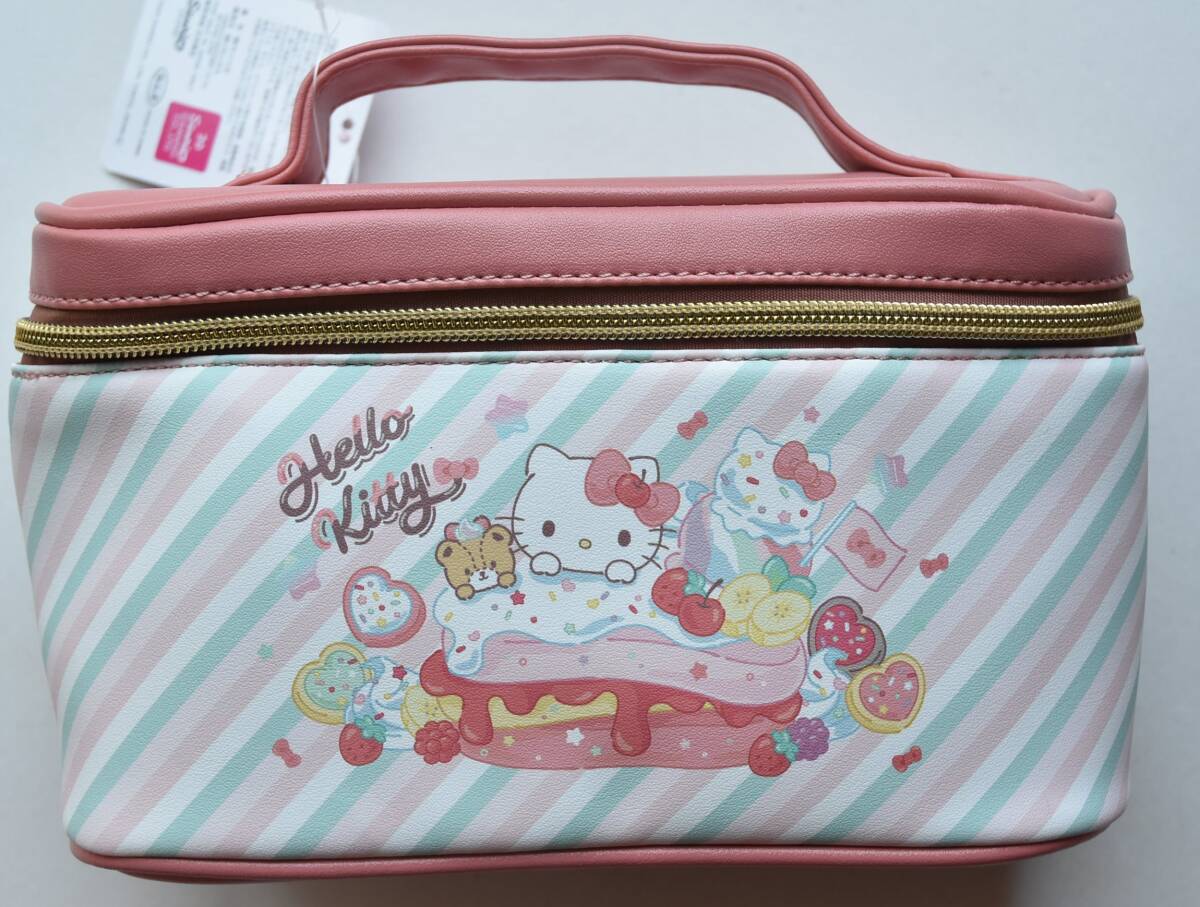 ハローキティ　バニティポーチ　？　未使用品　難あり ハローキティ - 日焼けキティ ビキニキティちゃん バニティ