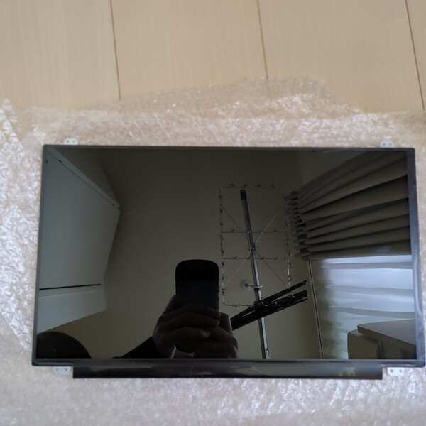 15.6インチ 液晶パネル N156BGE-LB1 N156BGE-L41 N156BGE-L31 N156BGE-LA1 N156B6-L0D NT156WHM-N10 グレア 光沢 40ピン 管4RFYMT