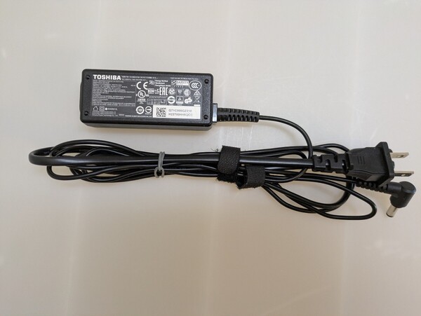 東芝 純正 AC 19V 2.37A 45W PA5177U-1ACA 小型 dynabook GZ/T/X/R/G/AZ/RZ/R/RX/RZ/NZ/N 等 5.5mm 2.5mm 管DMN21