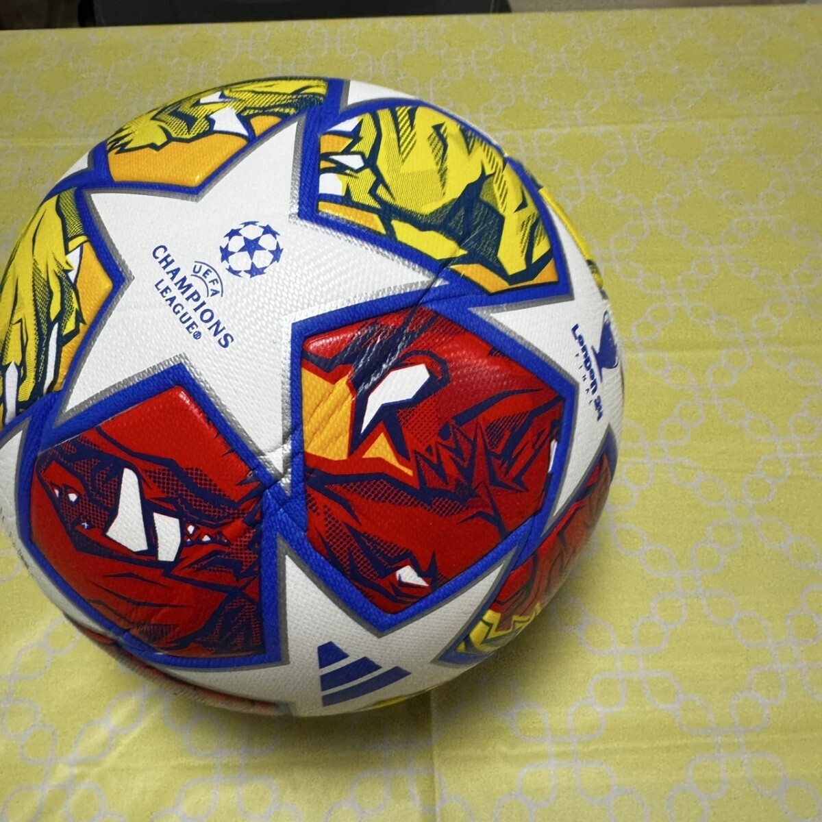 DISELサッカーボール　新品未使用未開封 t010000057619.jpg