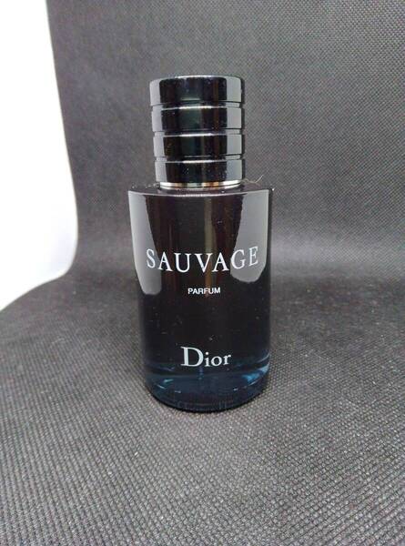 ディオール表参道購入正規品 Dior sauvage parfum ディオール ソヴァージュ パルファム