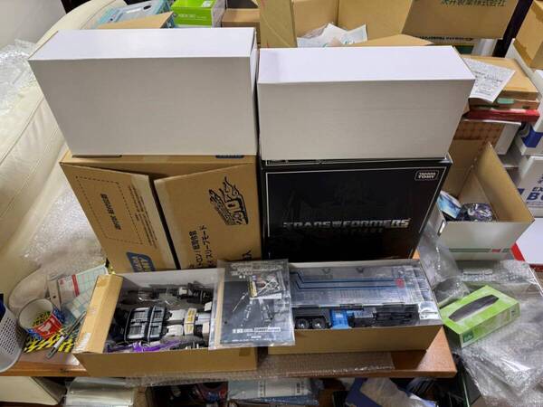 MP-4S コンボイ スリープモード イーホビー限定 完品 開封未使用 送風箱付 トランスフォーマー マスターピース 送料無料 同梱可