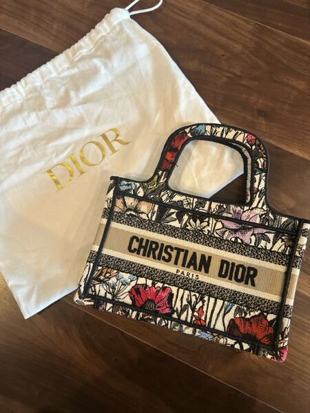 Christian Dior クリスチャンディオール ミニトートバッグ 花柄刺繍 ハンドバッグ