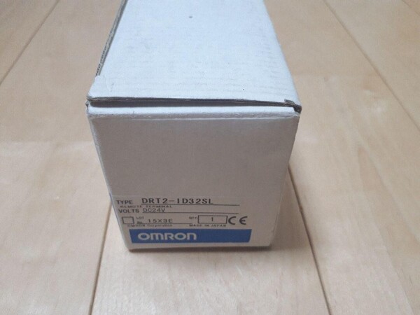OMRON オムロン DRT2-ID32SL(新品)