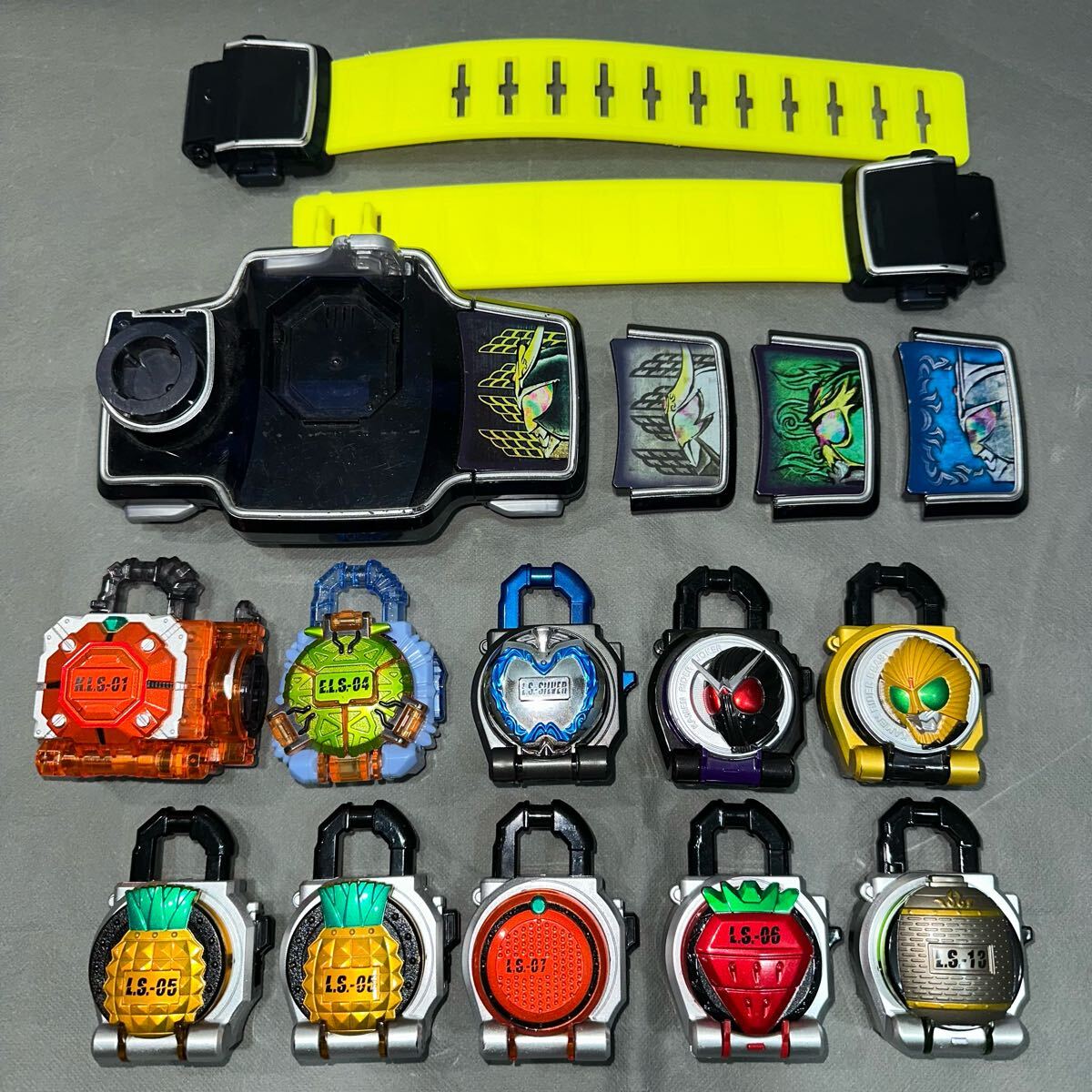 Yahoo!オークション -「鎧武 フェイスプレート」の落札相場