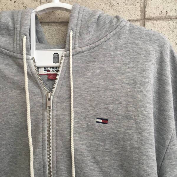 中古 アメリカ古着 TOMMY HILFIGER トミー ヒルフィガー パーカー スウエット トレーナー メンズ XLサイズ 2L LL 灰色 グレー ビンテージ
