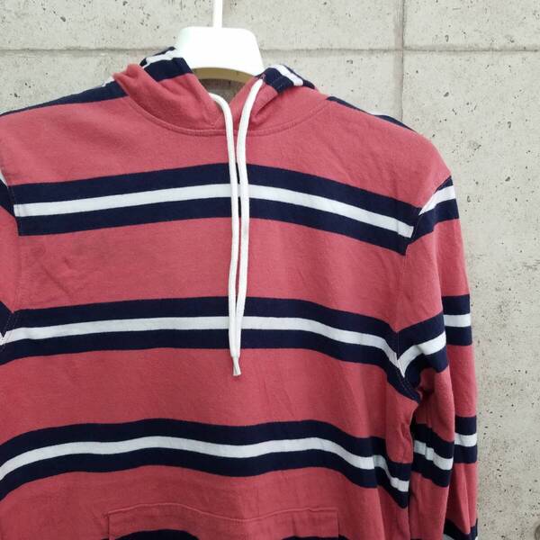 中古 アメリカ古着 OLD NAVY オールドネイビー パーカー スウエット トレーナー メンズ Sサイズ 赤 黒 白 レッド ブラック ボーダー柄