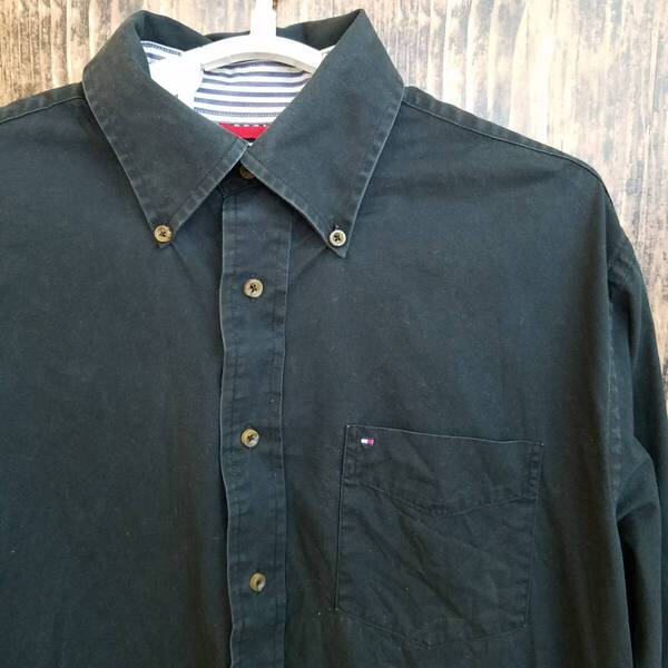 中古 アメリカ古着 Tommy Hilfiger トミー ヒルフィガー 長袖シャツ メンズ Mサイズ 黒色 ブラック ビンテージ カジュアル 送料無料