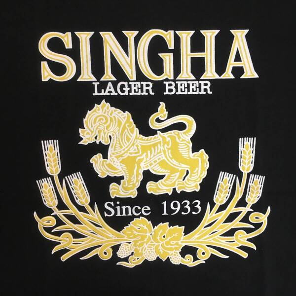 新品 おもしろTシャツ SINGHA LAGER BEERメンズ Lサイズ 黒 ブラック パロディ イラスト ロゴ プリント 面白 オモシロ 送料無料