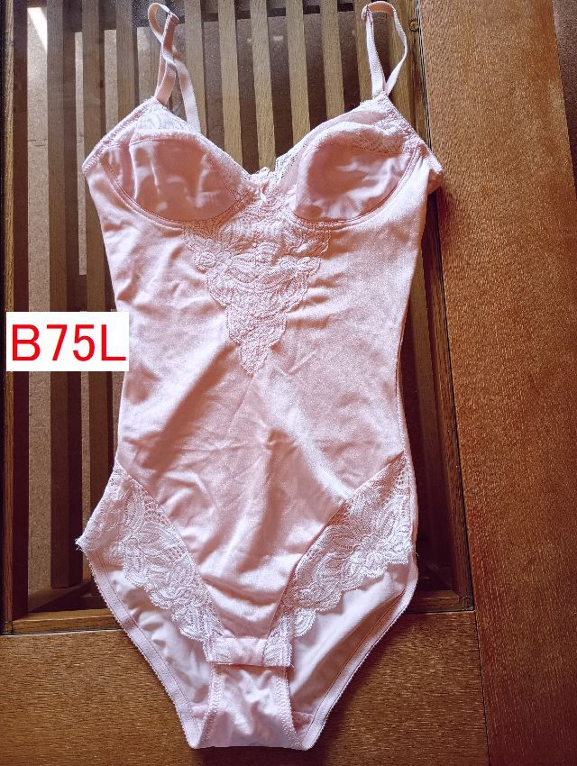 Yahoo!オークション -「(ピンク pink)」(Aカップ以下) (ボディ