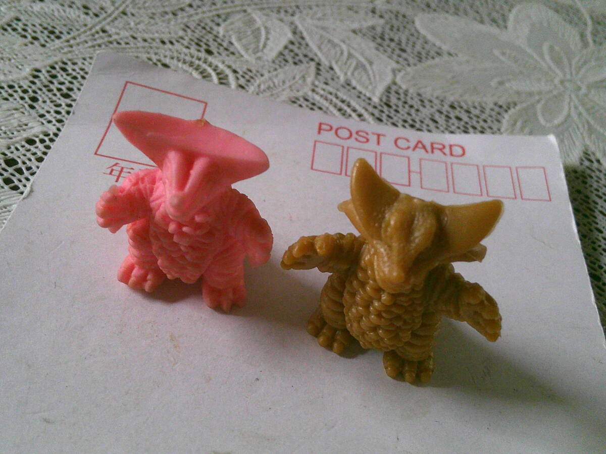 色々な ゴモラⅡ ウルトラ怪獣消しゴム 黒色 当時物 ポピー 特撮