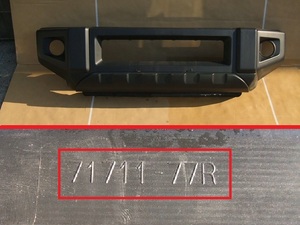 ★良品 ジムニー JB64W/74W系の純正 フロント バンパー/黒素地/即決あり。/71711-77R