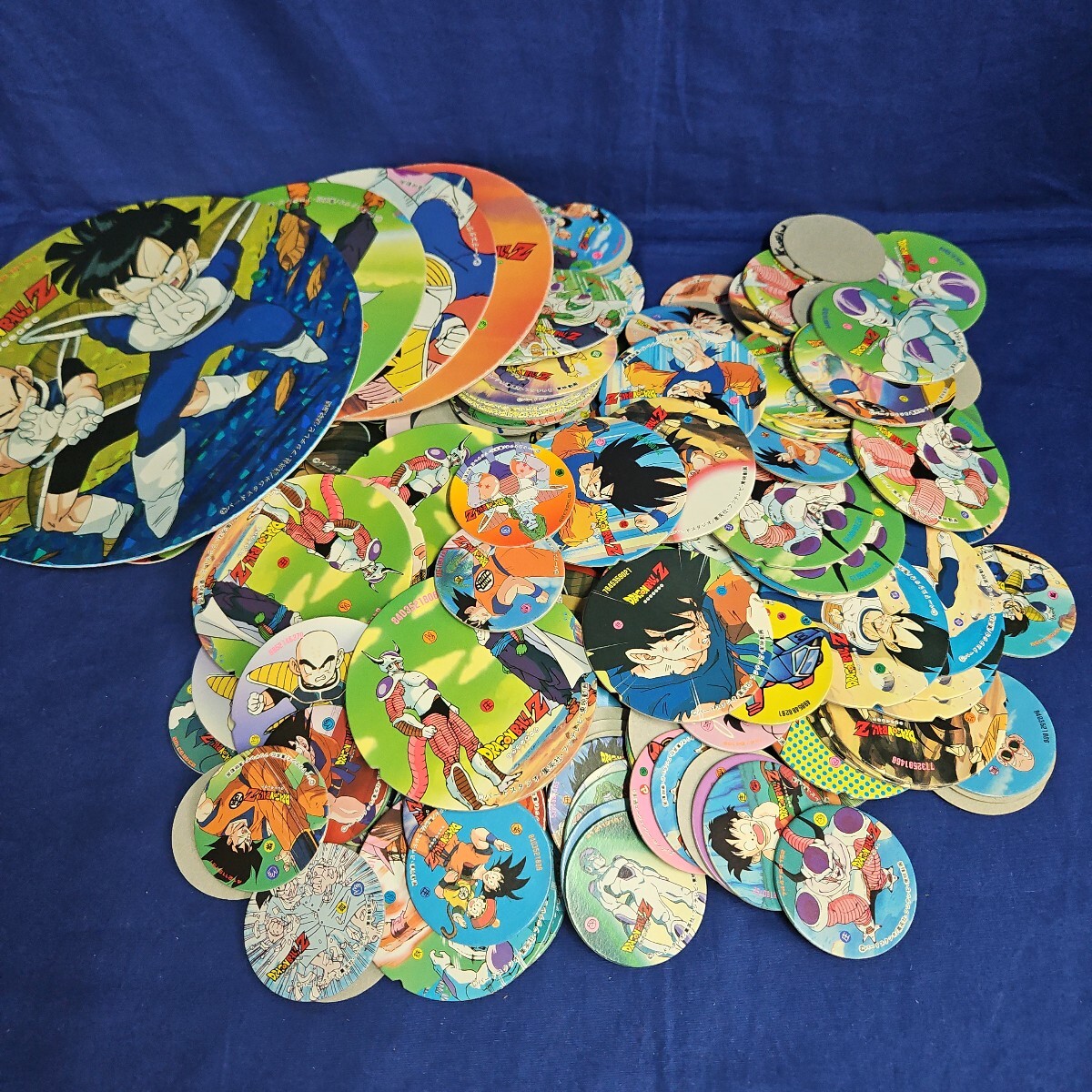 ドラゴンボール年代物レア!!!!!!!!めんこ51個まとめ売り!!!!! Yahoo!オークション -「ドラゴンボール メンコ」の落札相場