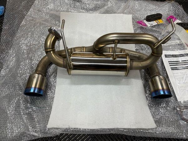 ジムニー ロッソモデロ マフラー 車検対応 JB64W シエラ JB74W 左右出し DUSSEL GT-TTi ブルー AT/MT共用 送料無料