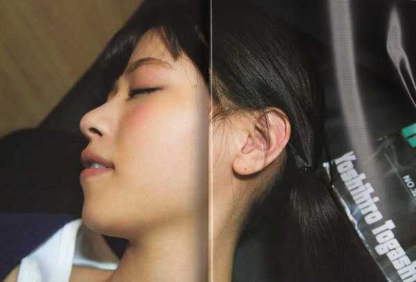 西野七瀬 普段着 写真集 特別付録生写真付 未開封最新シングルCD「ネーブルオレンジ」付 送料230円 匿名発送!!