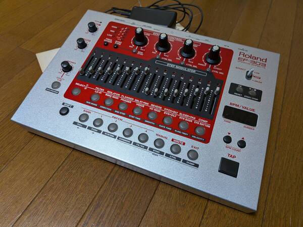 Roland EF-303 Groove Effects 希少品 TB音源も搭載!