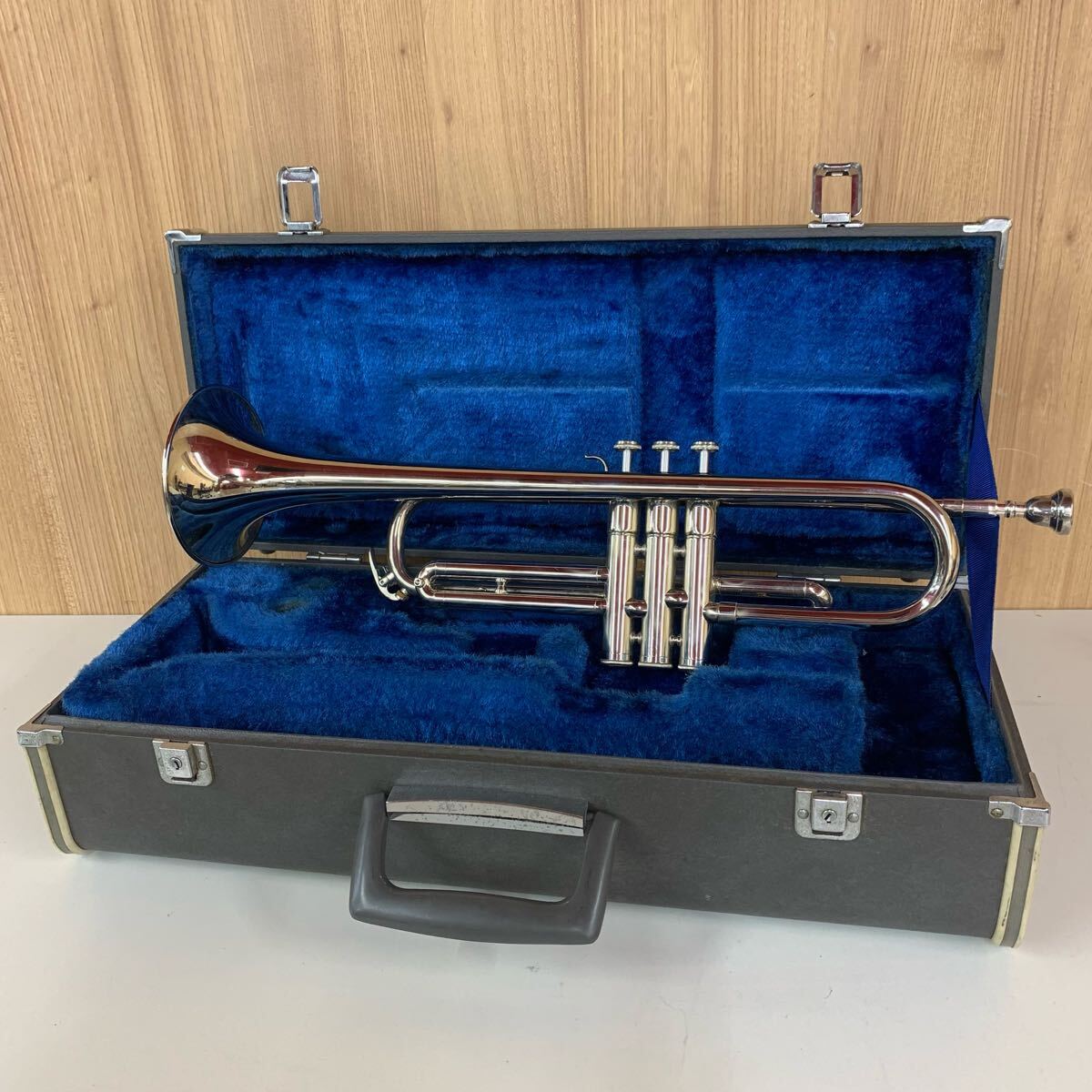 本日のみ出品!セール!YAMAHA YTR-135モデル/ B♭管Tp(絶好調品 Yahoo!オークション -「yamaha ytr-135」の落札相場・落札価格