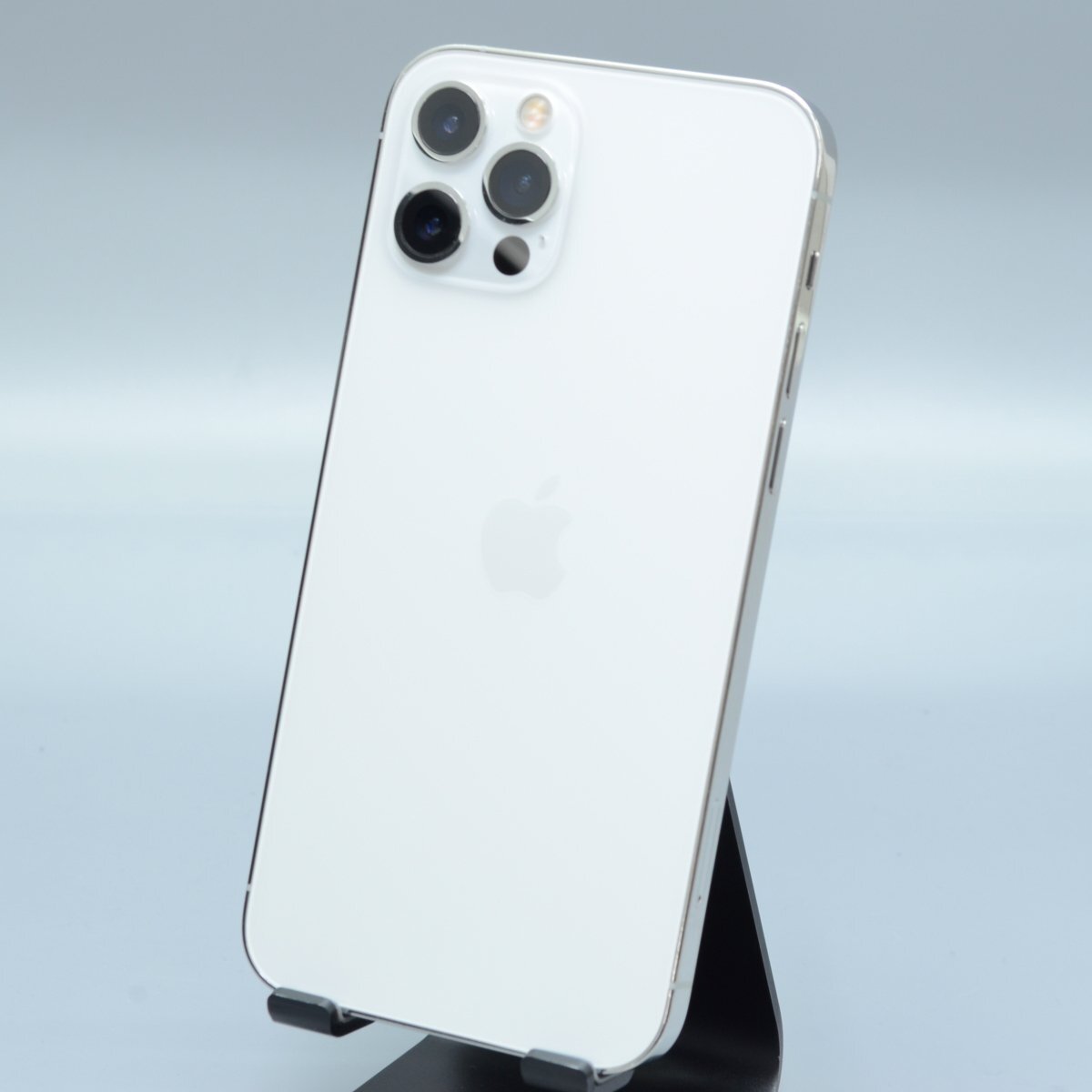中古】iPhone 12 Pro MAX ホワイト 本体 付属品未使用