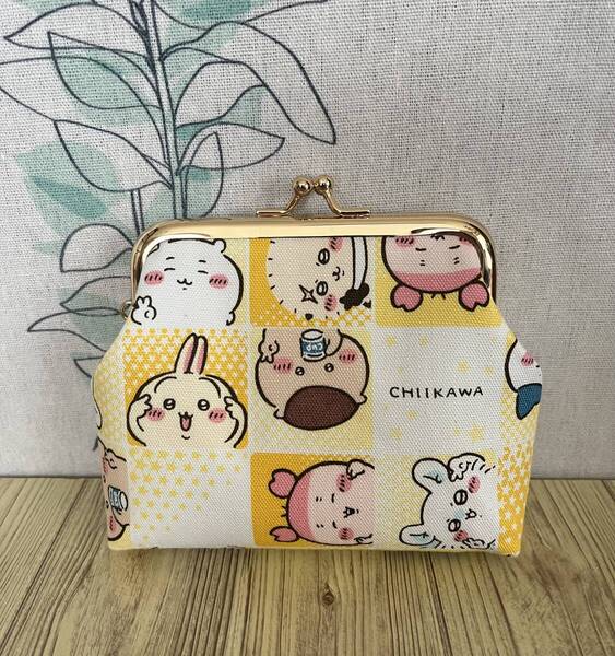 がま口 / ポーチ/ 財布 / 小物入れ / ハンドメイド ☆ちいかわ・17