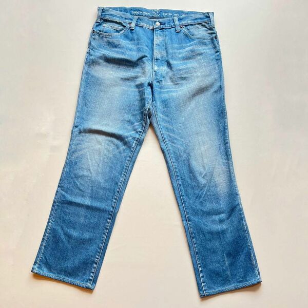 美品 45R 大きいサイズ おこめデニムのフロントリバー(加工) デニムパンツ
