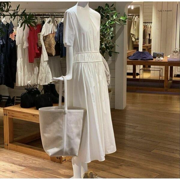 美品☆ebure コットンタイプライターウエストギャザーワンピース