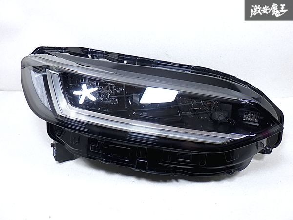 ZR-V ヘッドライトユニット右側