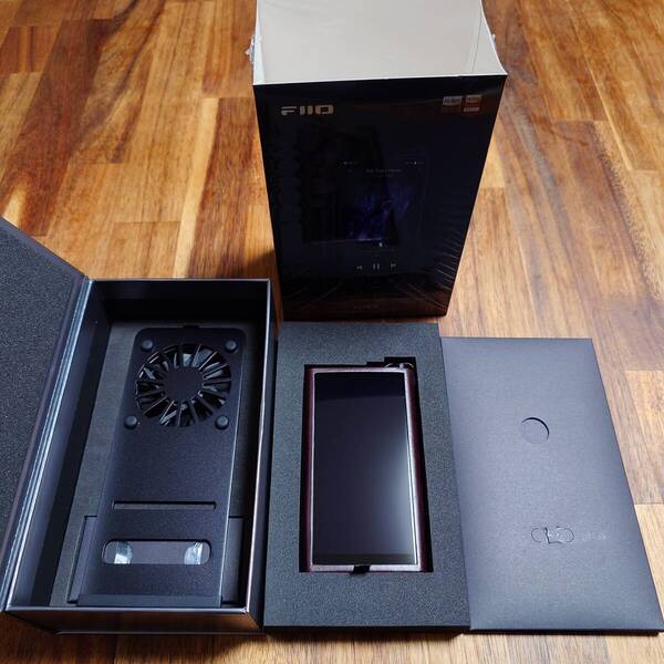【 美品 】 FiiO M15S DAP FIO-M15S-B フィーオ デジタルオーディオプレーヤー ポータブルプレーヤー