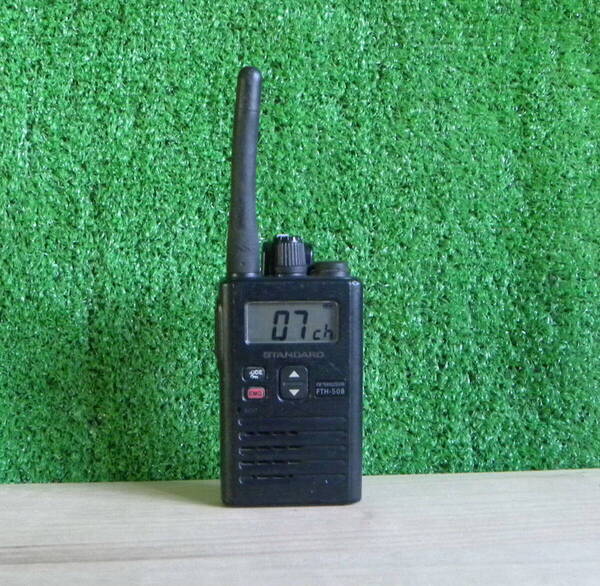 STANDARD FTH-508 特定小電力ハンディ トランシーバー G110FT07