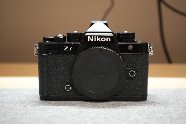 Nikon Zf ボディ フルサイズミラーレス一眼