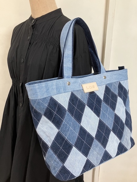 デニムリメイクバッグ ハンドメイド LOW オリジナル トートバッグ アーガイル柄 パッチワーク リメイク 水色