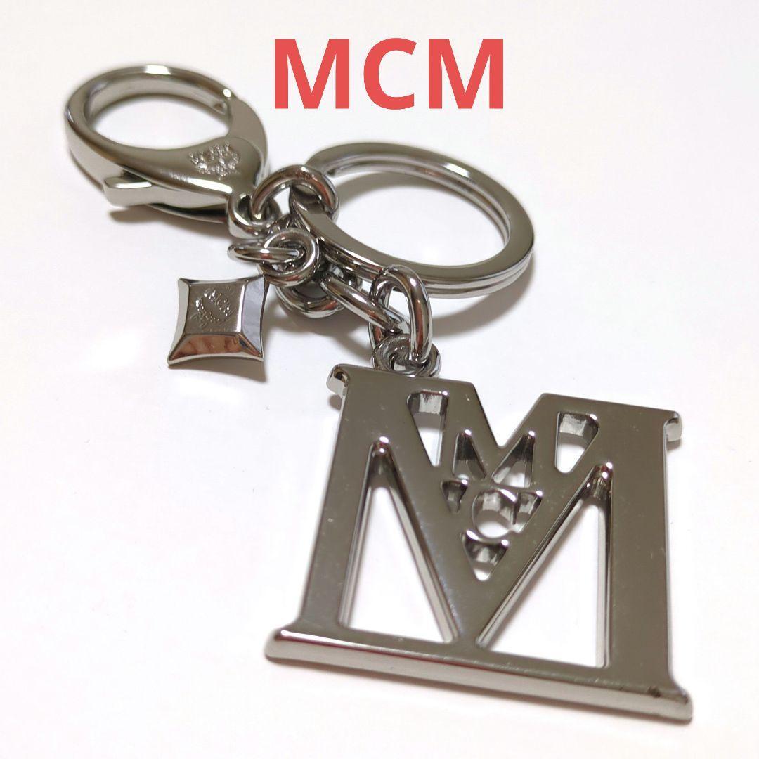 MCM エムシーエム/ラビットチャーム キーホルダー シルバー ユニセックス Yahoo!オークション -「チャームキーホルダー」(MCM) (え)の落札