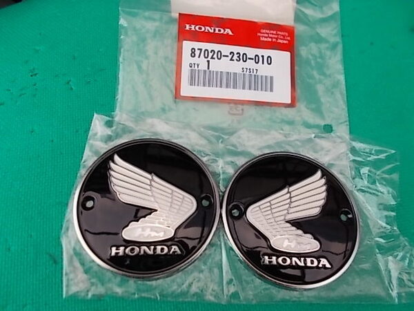 (未使用)ホンダ☆CD125 /CB125 /CⅣ92 /CB72 /CL72タンクマーク エンブレーム(純正部品)新品 87020-230-010(旧車)
