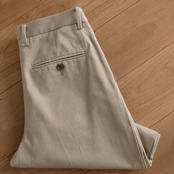 DOCKERS チノスラックスパンツ/2タック/古着/実寸W31L29/裾直有【L4824】