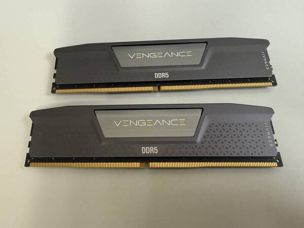 ●中古●Corsair DDR5-5600 64GB (2*32GB) 送料無料