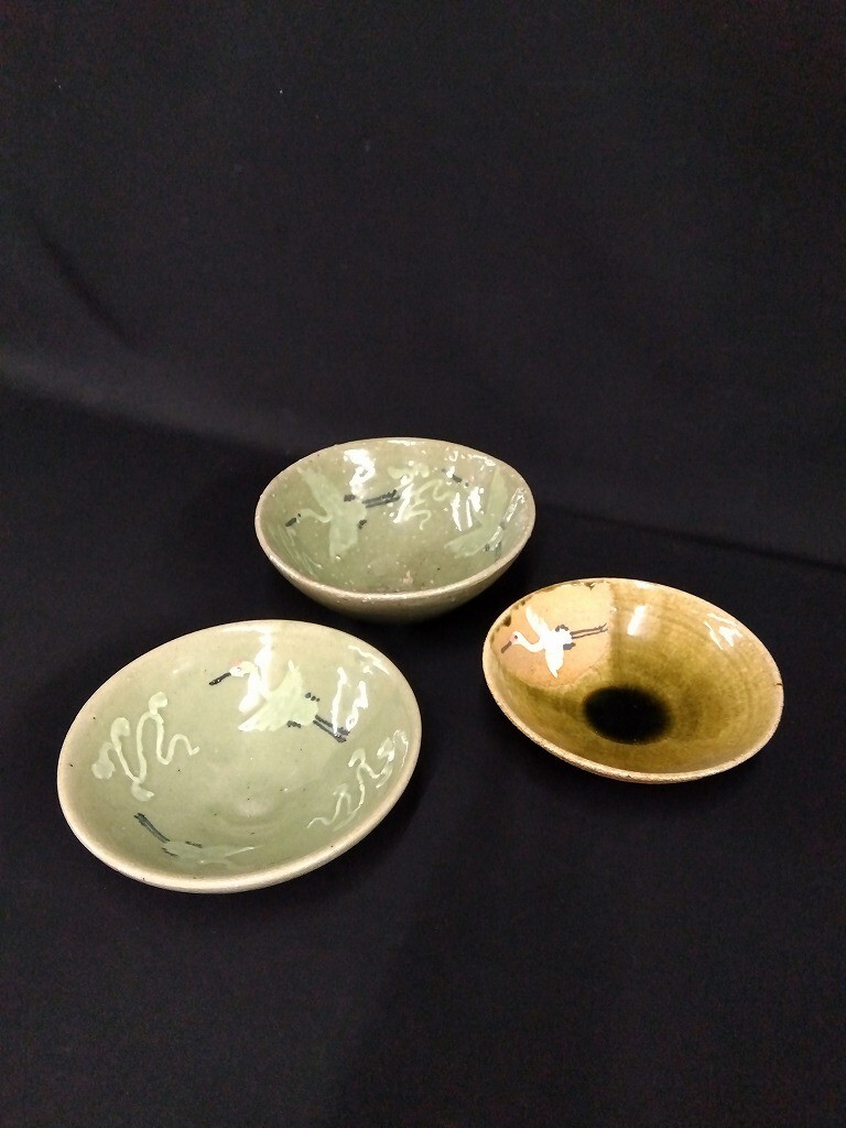 古茶碗 青磁象嵌『雲鶴文』茶碗 平茶碗 抹茶碗 箱付 / 茶事 茶道具 2025年最新】Yahoo!オークション -雲鶴 青磁 茶碗(陶芸)の中古品