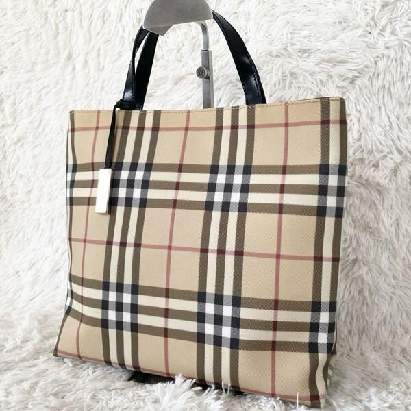 BURBERRY LONDON バーバリーロンドン PVC レザー ハンドバッグ トートバッグ 手提げカバン ノバチェック ロゴプレート 刻印入り ベージュ