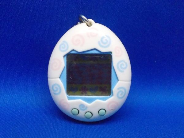 たまごっち うずまき 初代 白 ホワイト BANDAI 1997年 育成ゲーム LSIゲーム レトロ 当時物 現状品 Tamagotch