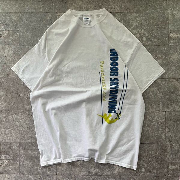 メンズ Tシャツ 古着 ホワイト 白 半袖 クルーネック プリント 両面プリント ロゴ ギルダン XL 綿 コットン