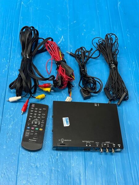Panasonic Strada 地上デジタルチューナー TU-DTV65-2A パナソニック ストラーダ 車載用地デジチューナー