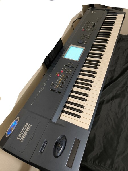 triton extreme76 コルグ KORG シンセサイザー けいおん 琴吹紬 放課後ティータイム