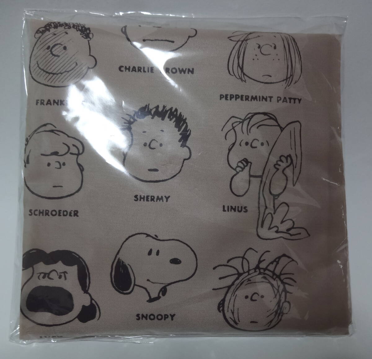 未開封⭐️スヌーピー 手ぬぐい(FRIENDS柄)AOKI 非売品　SNOOPY 未開封⭐️スヌーピー 手ぬぐい(FRIENDS柄)AOKI 非売品 SNOOPY