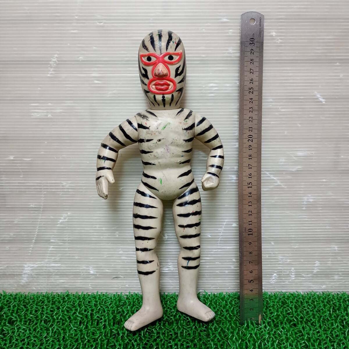 Amazon.co.jp: アニメヒーローズ タイガーマスク ザ・グレート