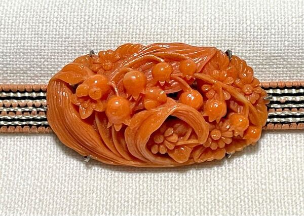 NO.1571 帯留め 花葉 鈴蘭 すずらん セルロイド?樹脂?三分紐用(帯留 帯飾り 和装小物)