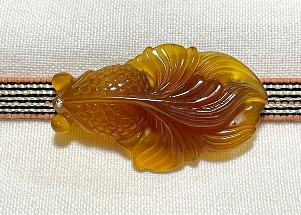 NO.2008 帯留め 金魚 リメイク品(帯留 帯飾り 和装小物)ハンドメイド品
