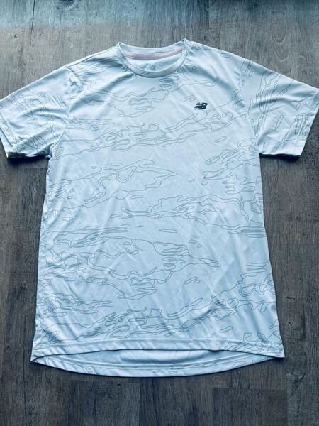 【送料無料】ニューバランス Tシャツ 白 サイズXL ポリエステル ランニング テニス ジム レディース アディダス ナイキ