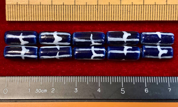 Φ 粉彩磁ビーズ Φ 6×15mm円柱玉を15玉 純職人手作 中国製 ダークブルー釉白カモメと帆竿紋様 手芸 ネックレスブレスペンダント他